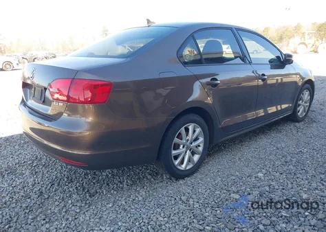 2011 Volkswagen Jetta 2.5L Se z USA, uszkodzony, nr VIN 3VWDZ7AJ1BM398663